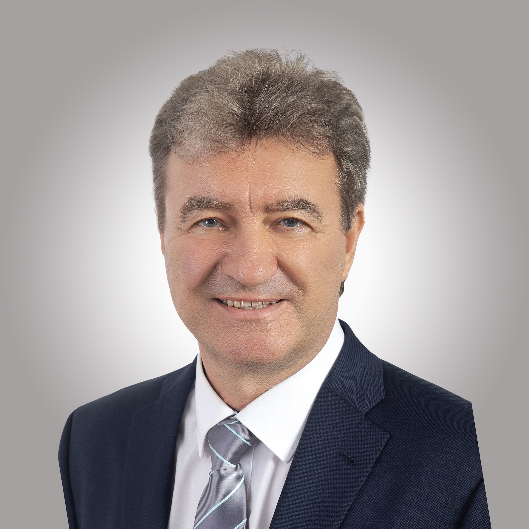 Szűcs Ferenc FIEK Felsőoktatási és Ipari Együttműködési Központ